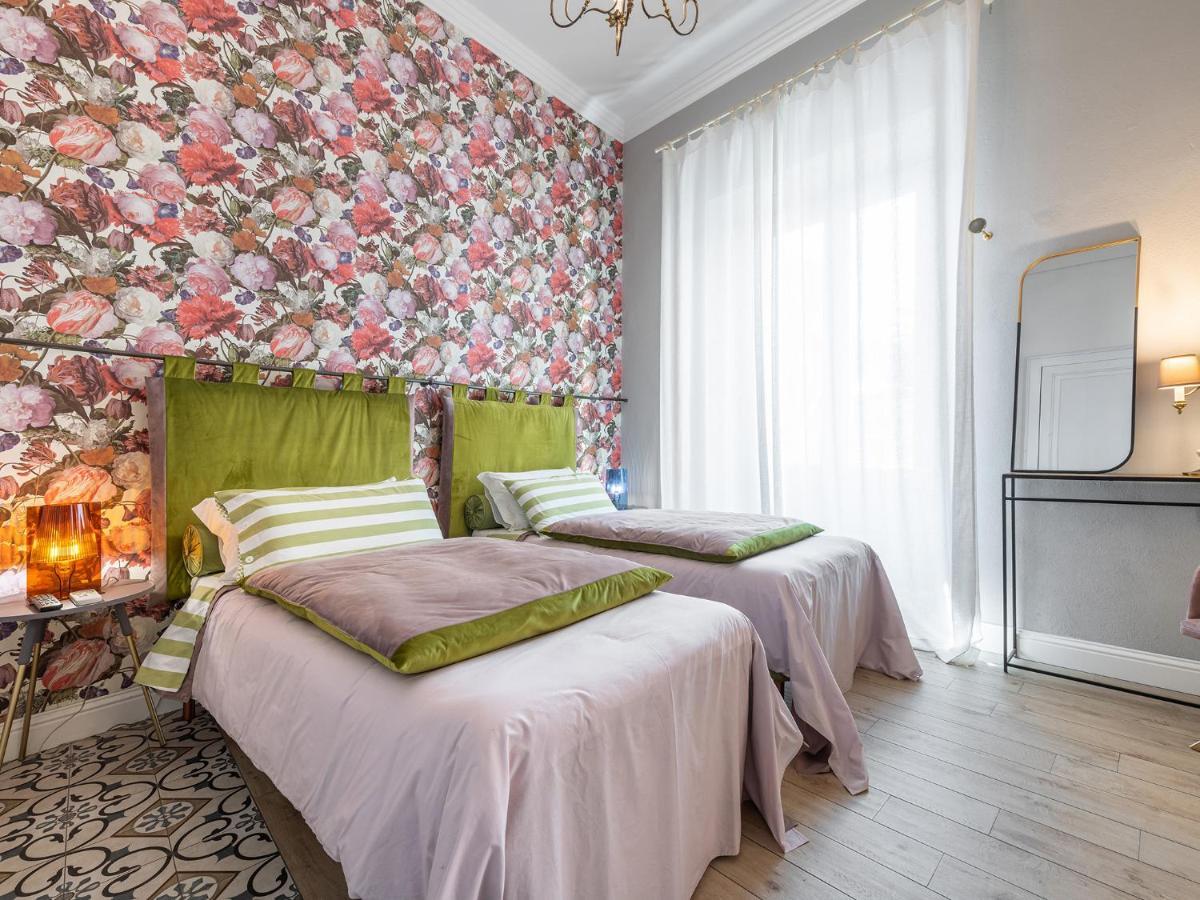 Guest House 73 Каляри Екстериор снимка